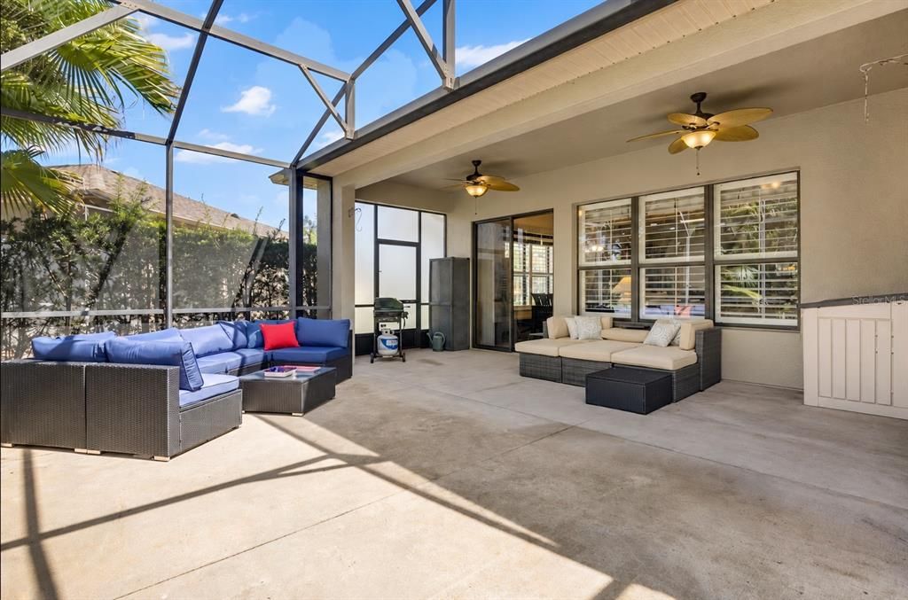 For Sale: $345,000 (2 beds, 2 baths, 1673 Square Feet)