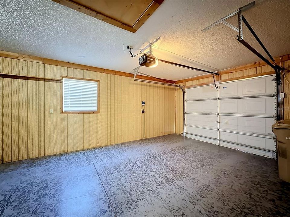На продажу: $228,000 (2 спален, 2 ванн, 1368 Квадратных фут)