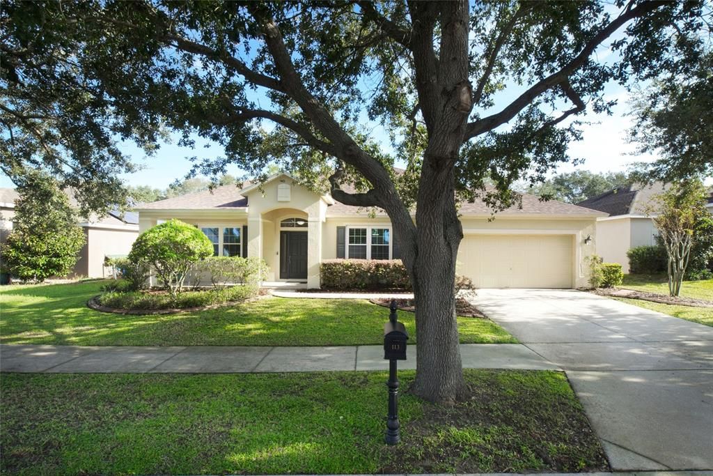 For Sale: $549,500 (4 beds, 3 baths, 2800 Square Feet)