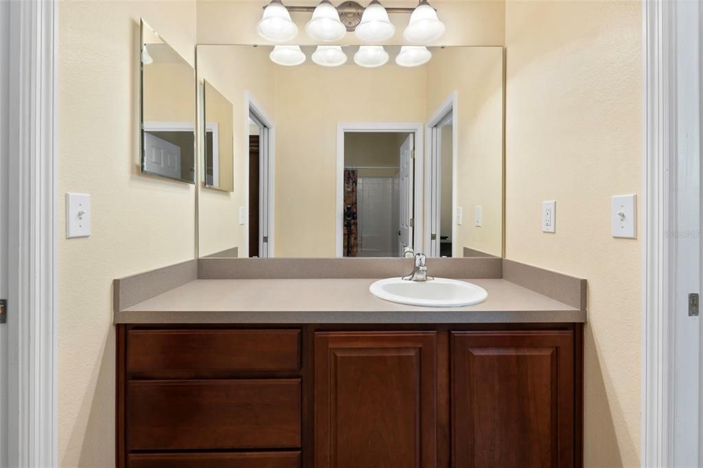 For Sale: $549,500 (4 beds, 3 baths, 2800 Square Feet)