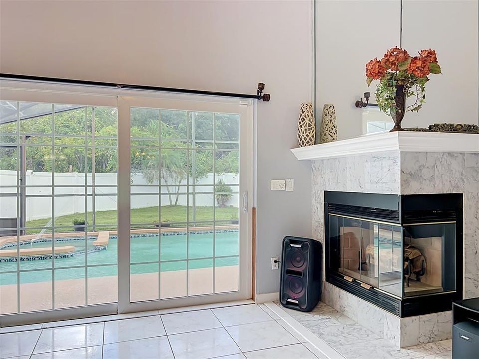 For Sale: $445,000 (4 beds, 2 baths, 1945 Square Feet)