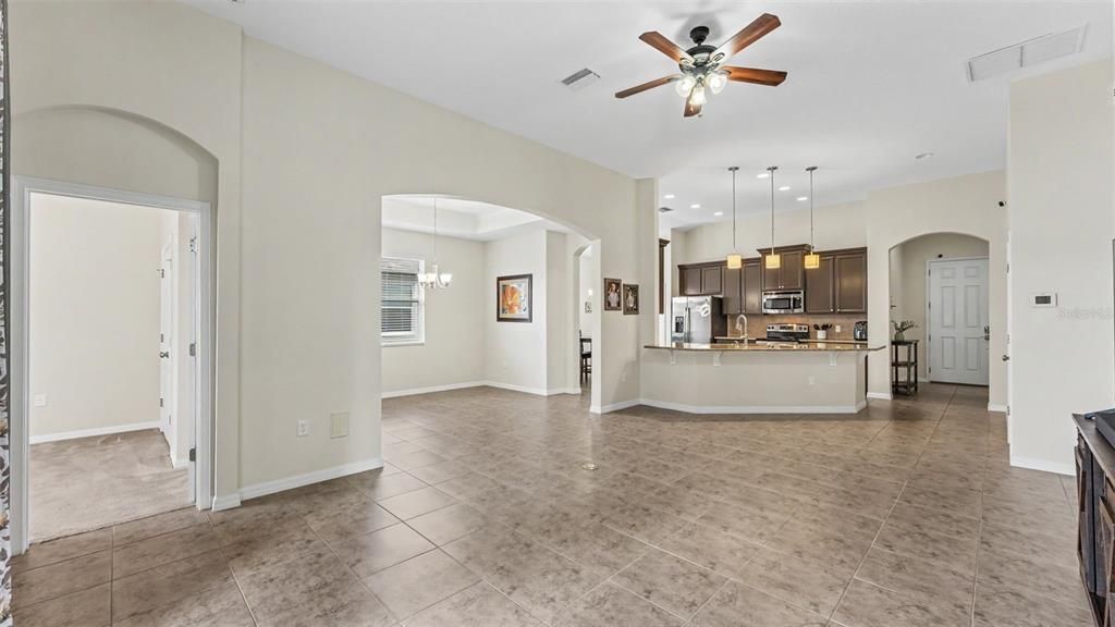 For Sale: $395,000 (4 beds, 2 baths, 1915 Square Feet)