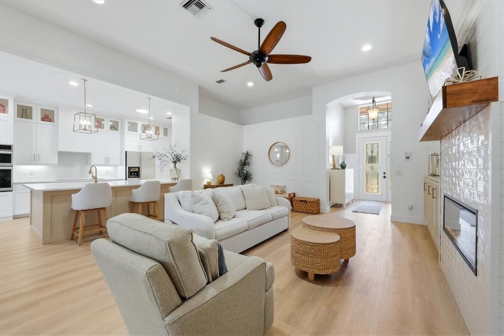 For Sale: $524,900 (3 beds, 2 baths, 2100 Square Feet)