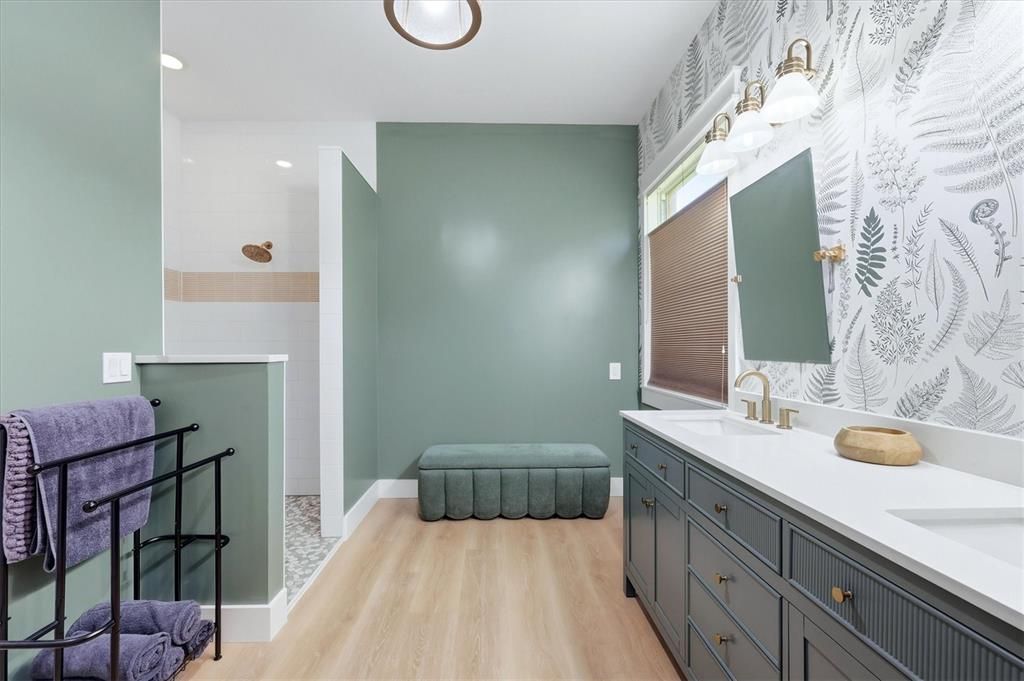 For Sale: $524,900 (3 beds, 2 baths, 2100 Square Feet)