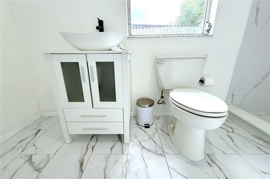En Venta: $328,000 (3 camas, 2 baños, 1483 Pies cuadrados)