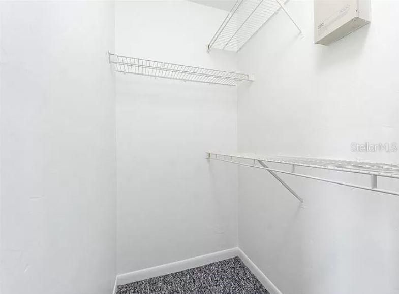 For Rent: $1,800 (4 beds, 4 baths, 1225 Square Feet)