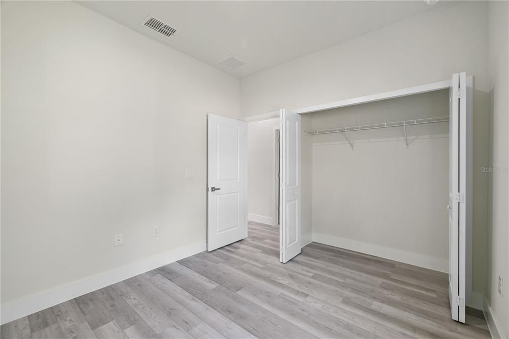 For Sale: $329,900 (4 beds, 2 baths, 1694 Square Feet)