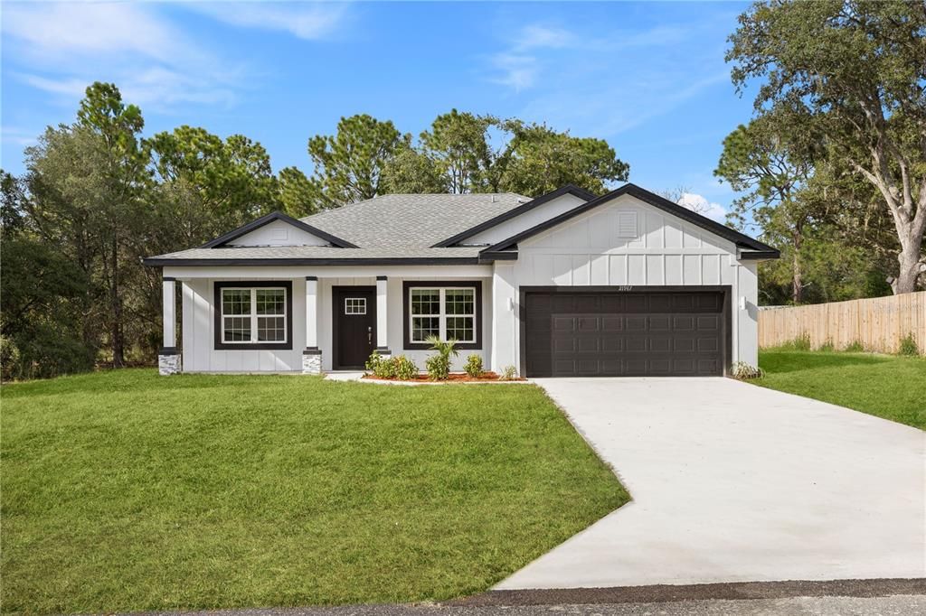 For Sale: $329,900 (4 beds, 2 baths, 1694 Square Feet)