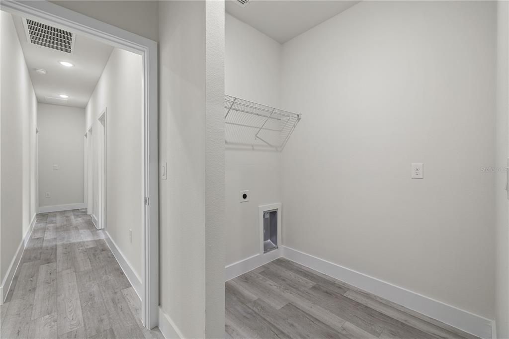 For Sale: $329,900 (4 beds, 2 baths, 1694 Square Feet)