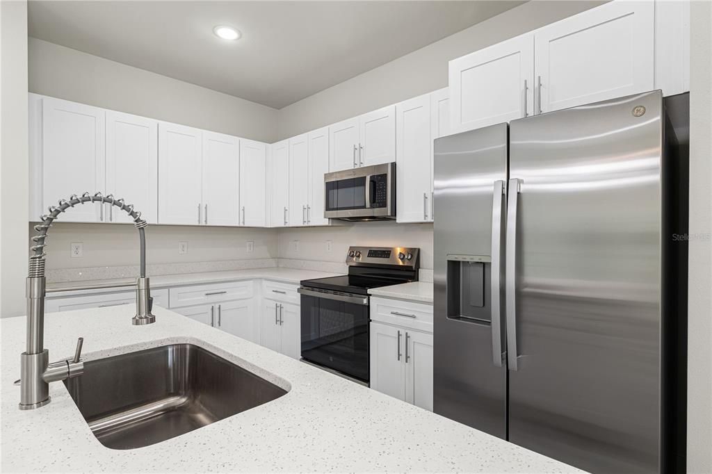 For Sale: $329,900 (4 beds, 2 baths, 1694 Square Feet)
