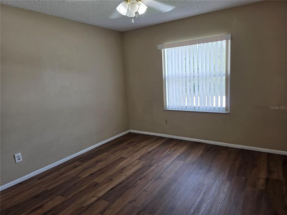 : $170,000 (2 спален, 2 ванн, 905 Квадратных фут)