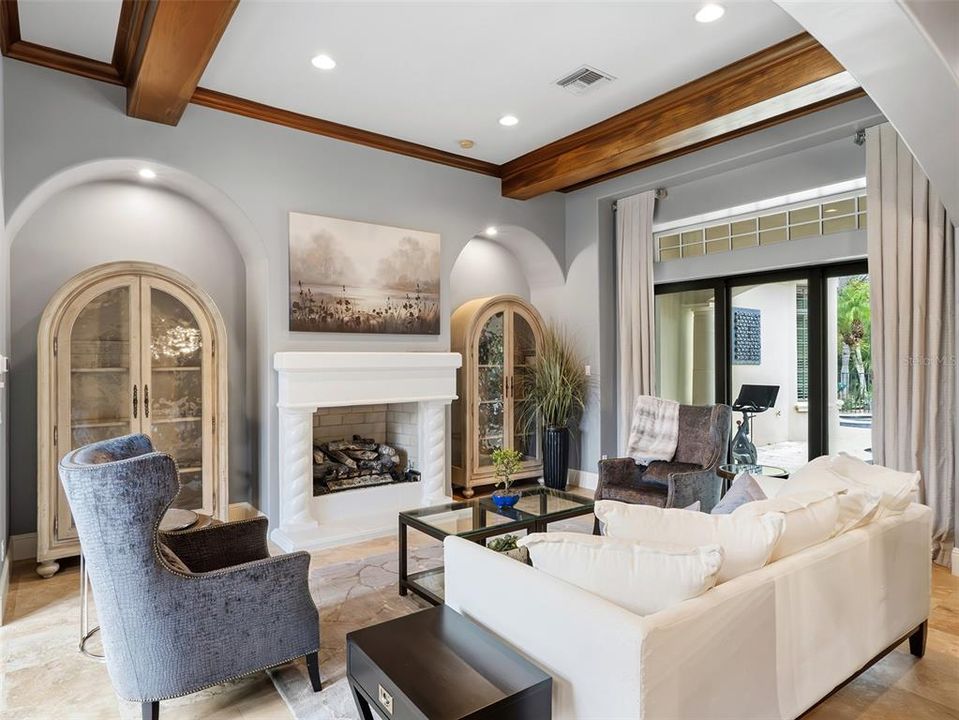 For Sale: $3,595,000 (3 beds, 3 baths, 4333 Square Feet)