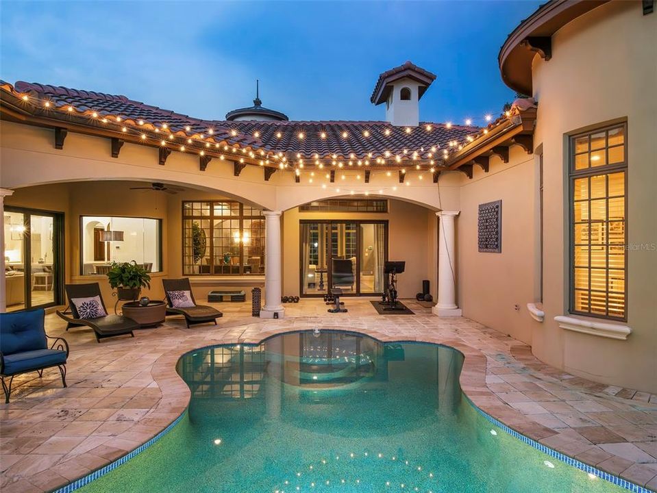 For Sale: $3,595,000 (3 beds, 3 baths, 4333 Square Feet)