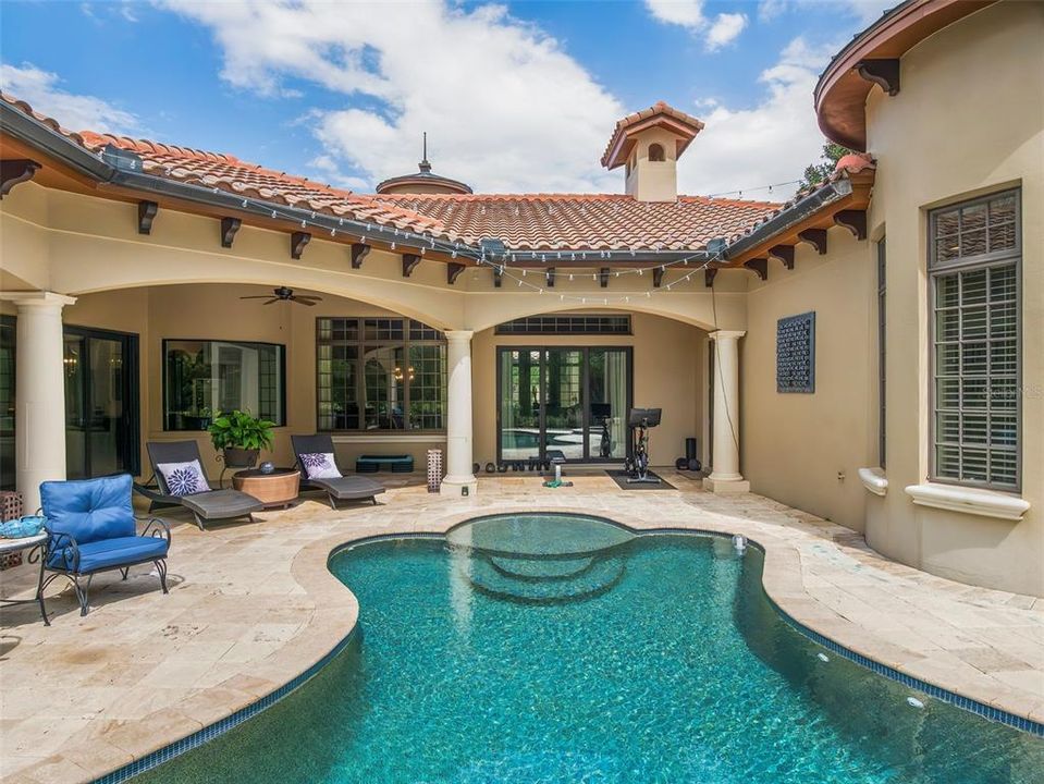 For Sale: $3,595,000 (3 beds, 3 baths, 4333 Square Feet)
