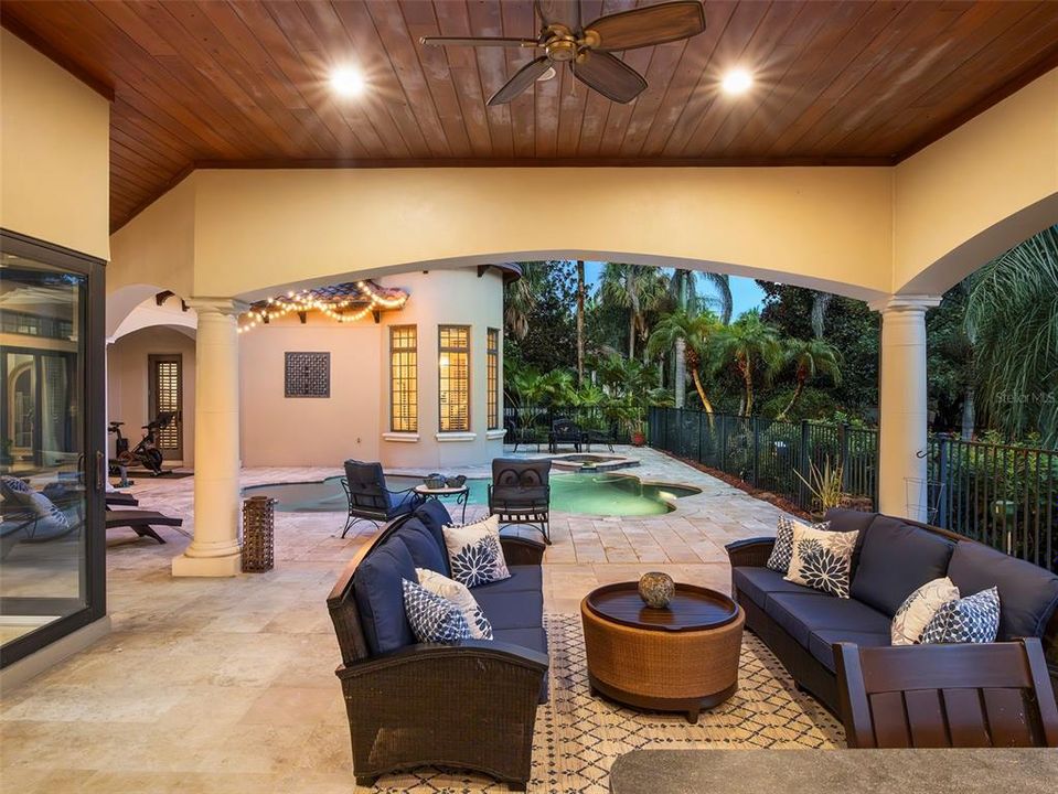 For Sale: $3,595,000 (3 beds, 3 baths, 4333 Square Feet)