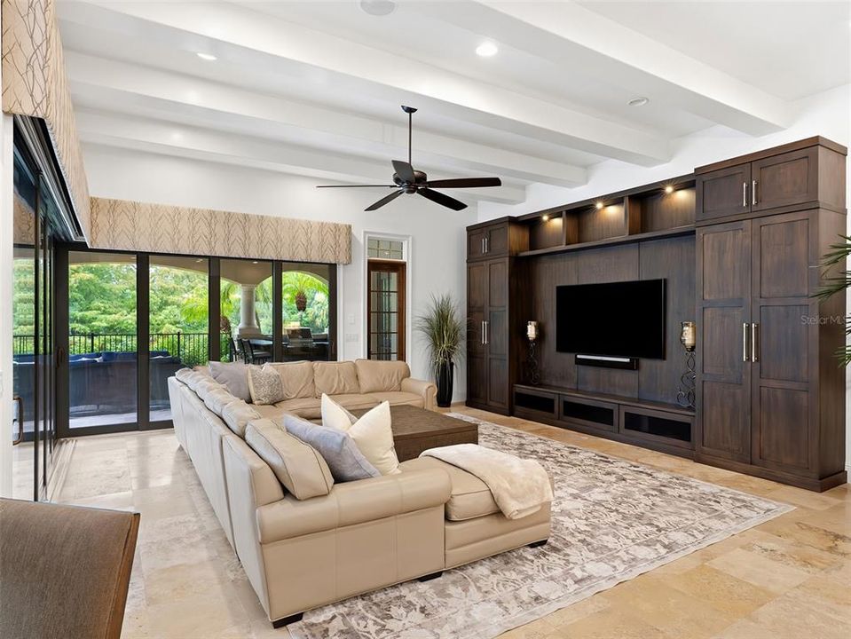 For Sale: $3,595,000 (3 beds, 3 baths, 4333 Square Feet)