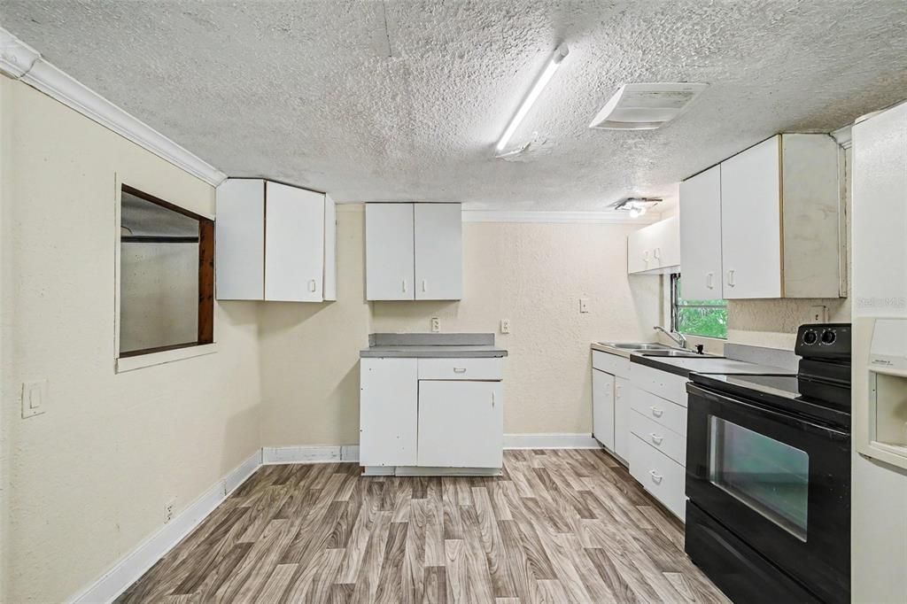 En Venta: $139,900 (3 camas, 1 baños, 1072 Pies cuadrados)