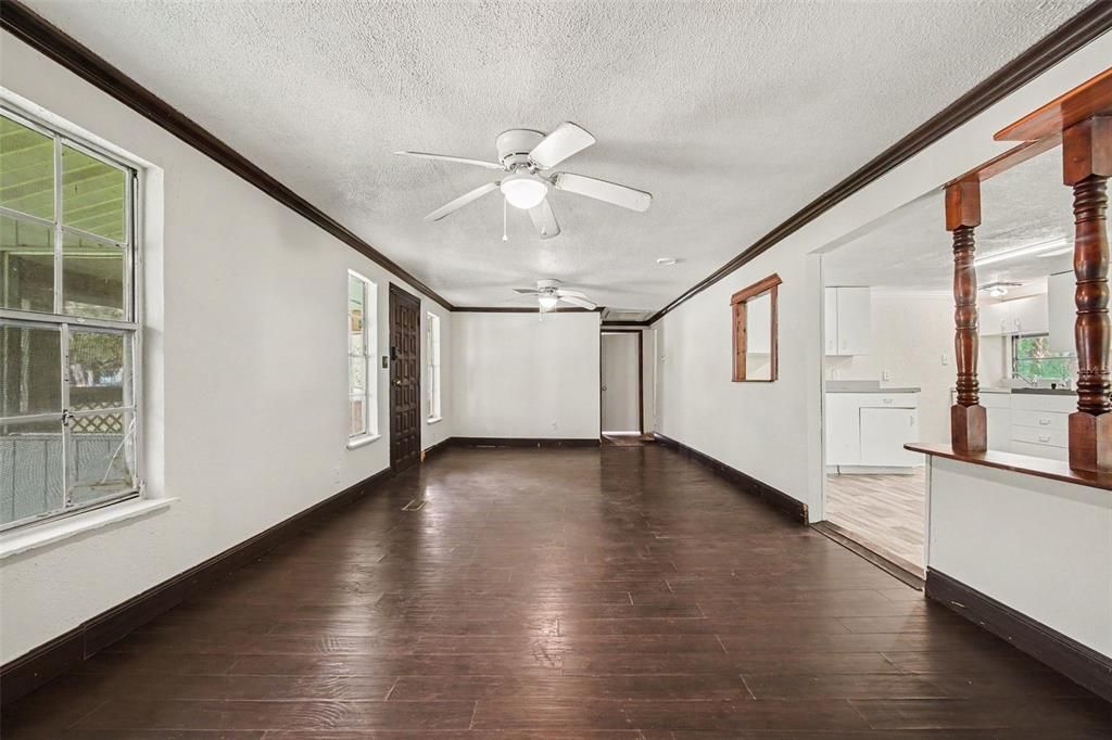 En Venta: $139,900 (3 camas, 1 baños, 1072 Pies cuadrados)