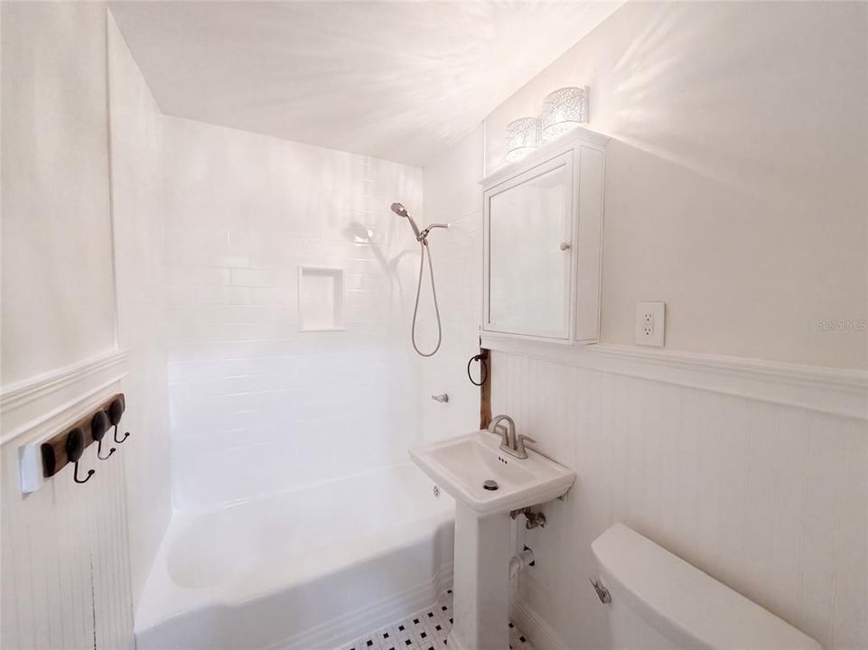 En Venta: $400,000 (3 camas, 2 baños, 1689 Pies cuadrados)