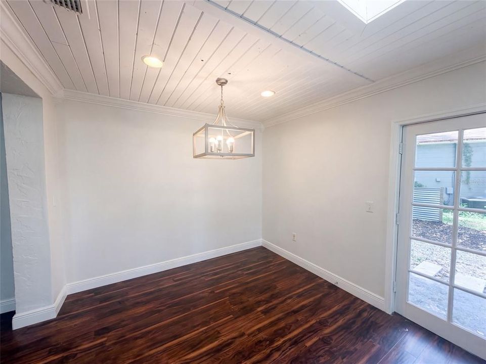 En Venta: $400,000 (3 camas, 2 baños, 1689 Pies cuadrados)