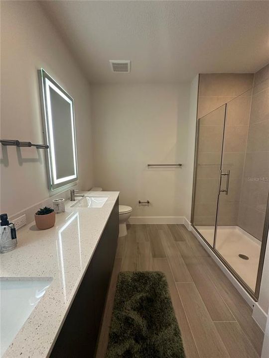 For Sale: $409,999 (4 beds, 3 baths, 1845 Square Feet)