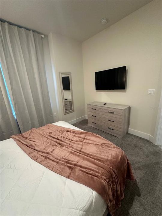 For Sale: $409,999 (4 beds, 3 baths, 1845 Square Feet)