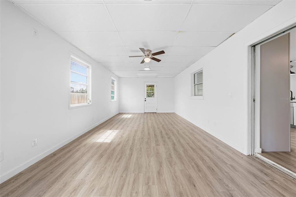 For Rent: $2,600 (4 beds, 3 baths, 2306 Square Feet)