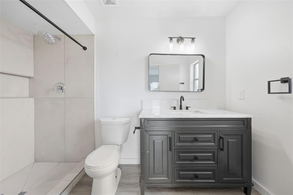 For Rent: $2,600 (4 beds, 3 baths, 2306 Square Feet)