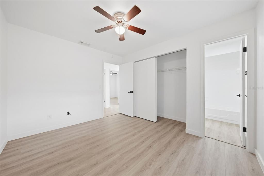 For Rent: $2,600 (4 beds, 3 baths, 2306 Square Feet)
