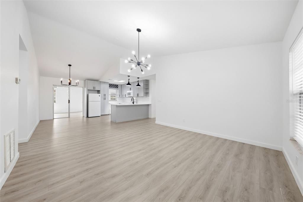 For Rent: $2,600 (4 beds, 3 baths, 2306 Square Feet)