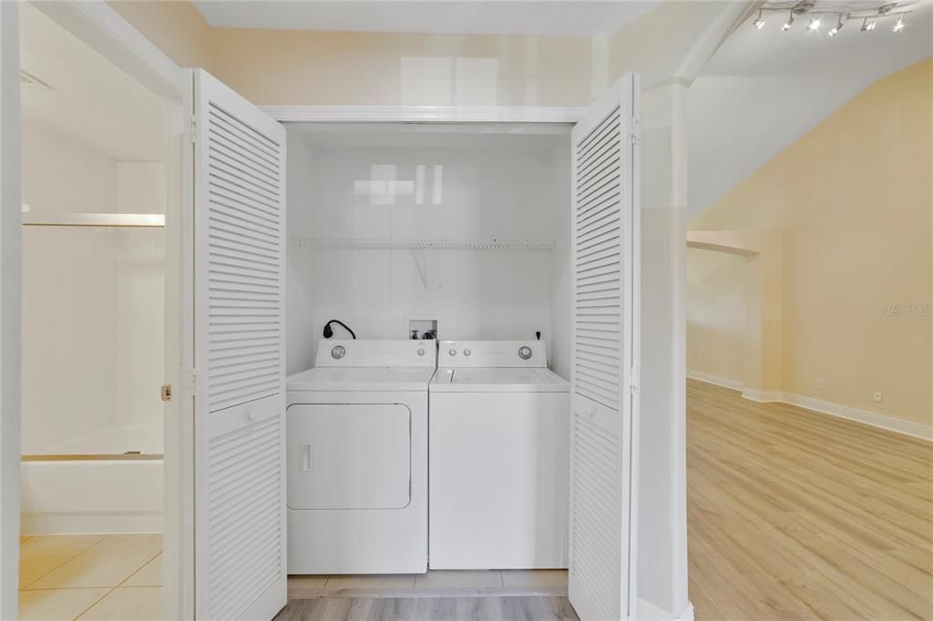 На продажу: $199,900 (3 спален, 2 ванн, 1136 Квадратных фут)