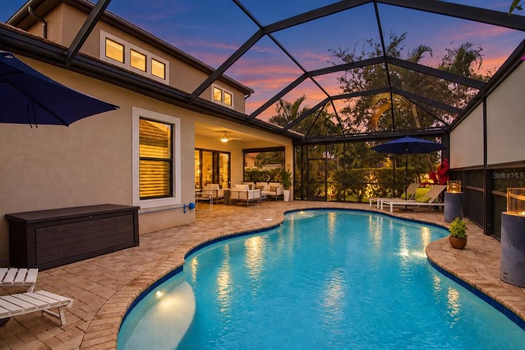 For Sale: $850,000 (4 beds, 3 baths, 2651 Square Feet)
