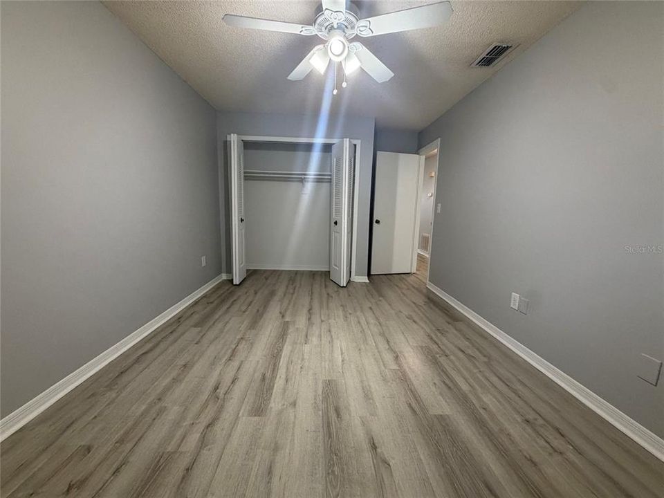 For Rent: $2,100 (4 beds, 2 baths, 2079 Square Feet)