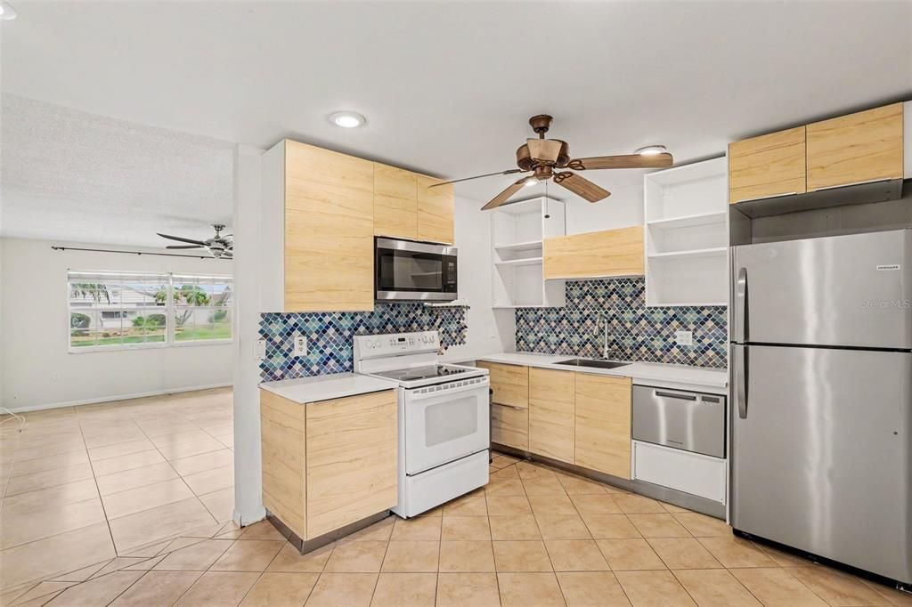 En Venta: $175,000 (2 camas, 1 baños, 1215 Pies cuadrados)
