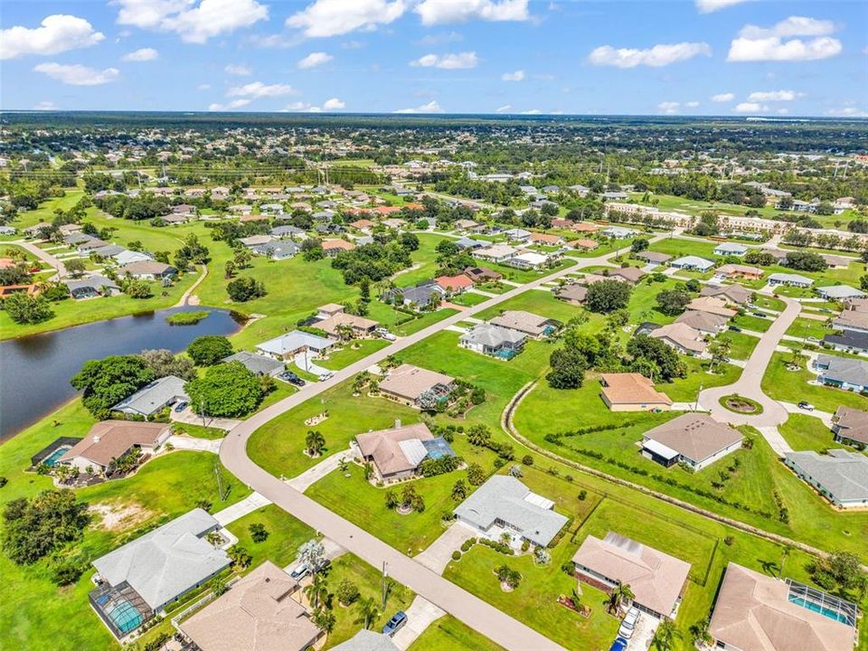 Active With Contract: $374,900 (3 beds, 2 baths, 1644 Square Feet)