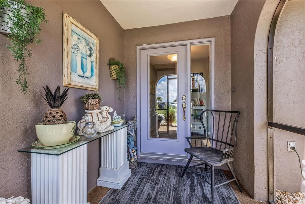 Active With Contract: $374,900 (3 beds, 2 baths, 1644 Square Feet)