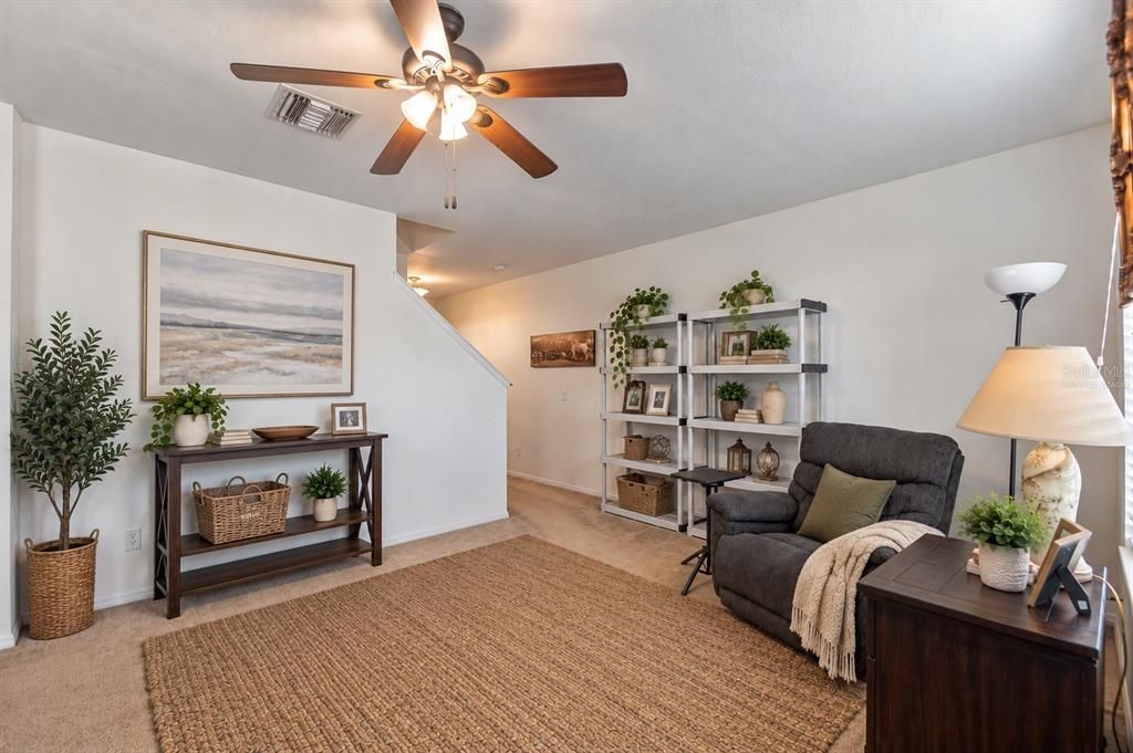 For Sale: $215,000 (2 beds, 2 baths, 1297 Square Feet)