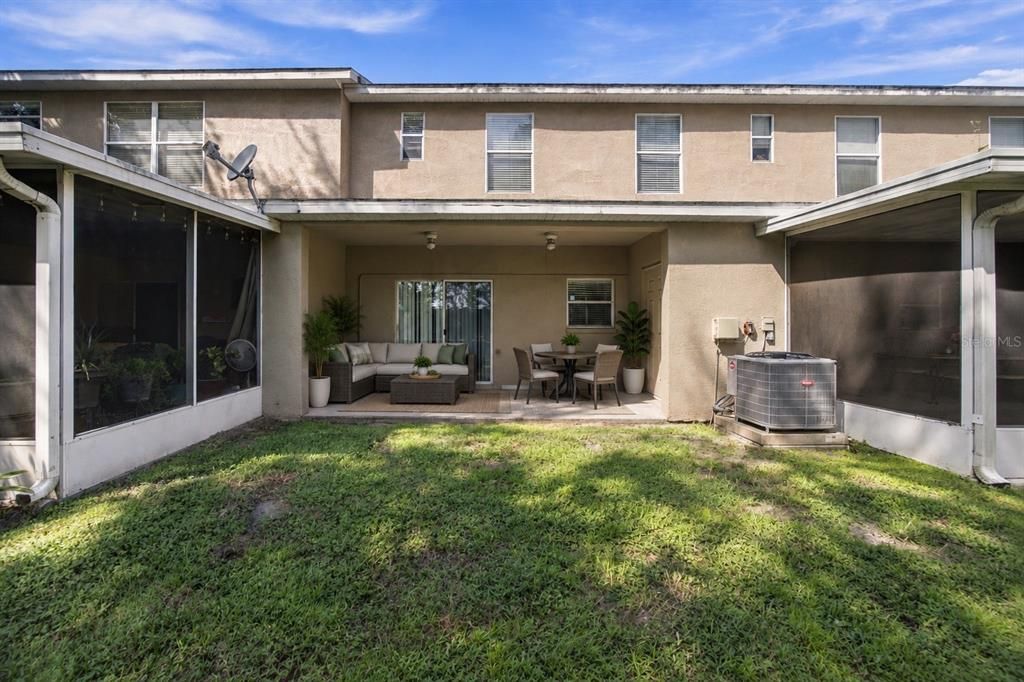 For Sale: $215,000 (2 beds, 2 baths, 1297 Square Feet)