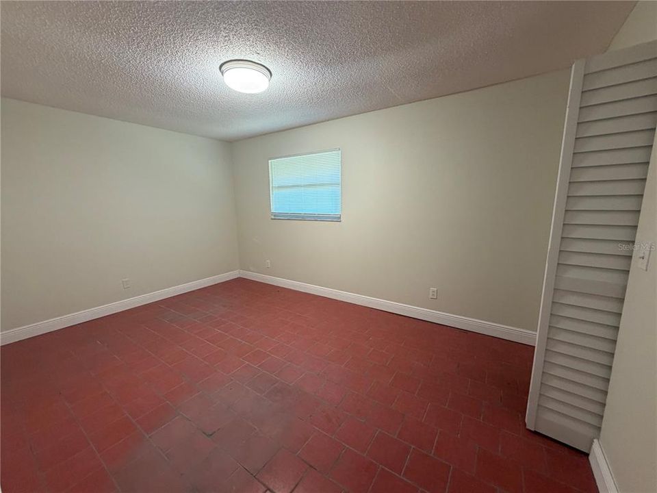 En Venta: $529,850 (6 camas, 0 baños, 2040 Pies cuadrados)