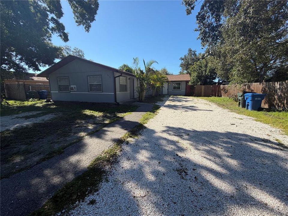 En Venta: $529,850 (6 camas, 0 baños, 2040 Pies cuadrados)