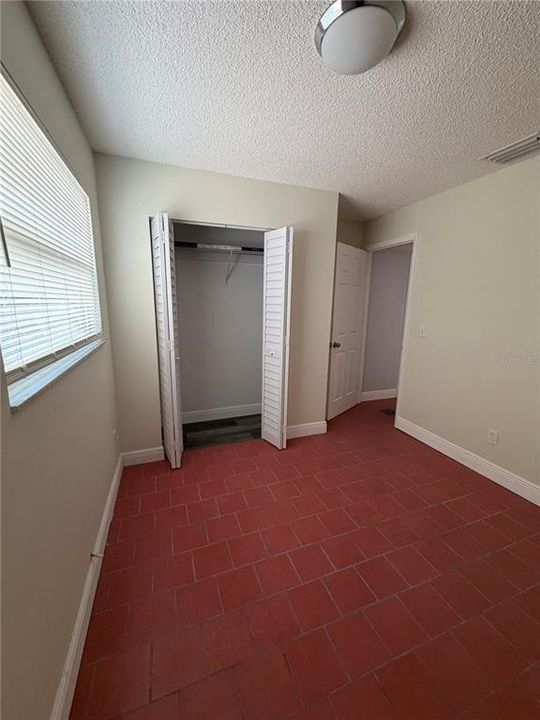 En Venta: $529,850 (6 camas, 0 baños, 2040 Pies cuadrados)