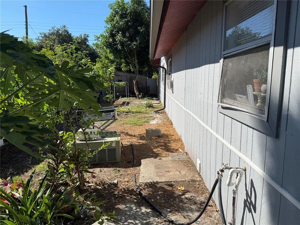 En Venta: $529,850 (6 camas, 0 baños, 2040 Pies cuadrados)