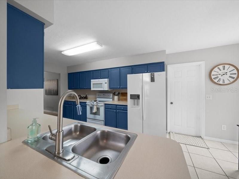 En Venta: $375,000 (3 camas, 2 baños, 1601 Pies cuadrados)