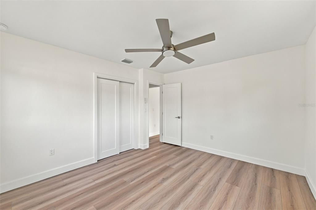 For Rent: $2,895 (3 beds, 2 baths, 985 Square Feet)