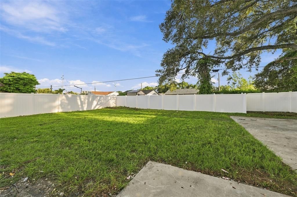 For Rent: $2,895 (3 beds, 2 baths, 985 Square Feet)