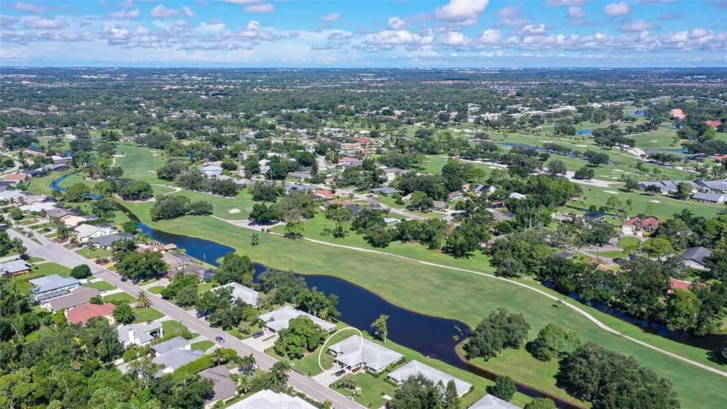 For Sale: $249,500 (2 beds, 2 baths, 1369 Square Feet)