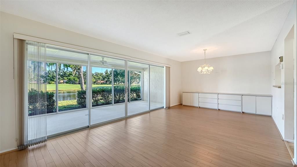 For Sale: $249,500 (2 beds, 2 baths, 1369 Square Feet)