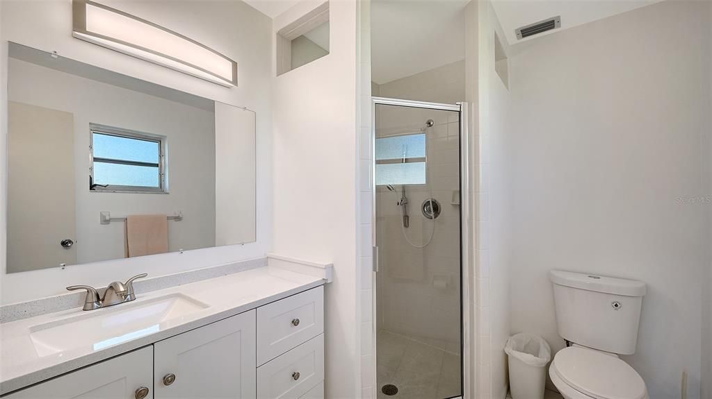 For Sale: $249,500 (2 beds, 2 baths, 1369 Square Feet)