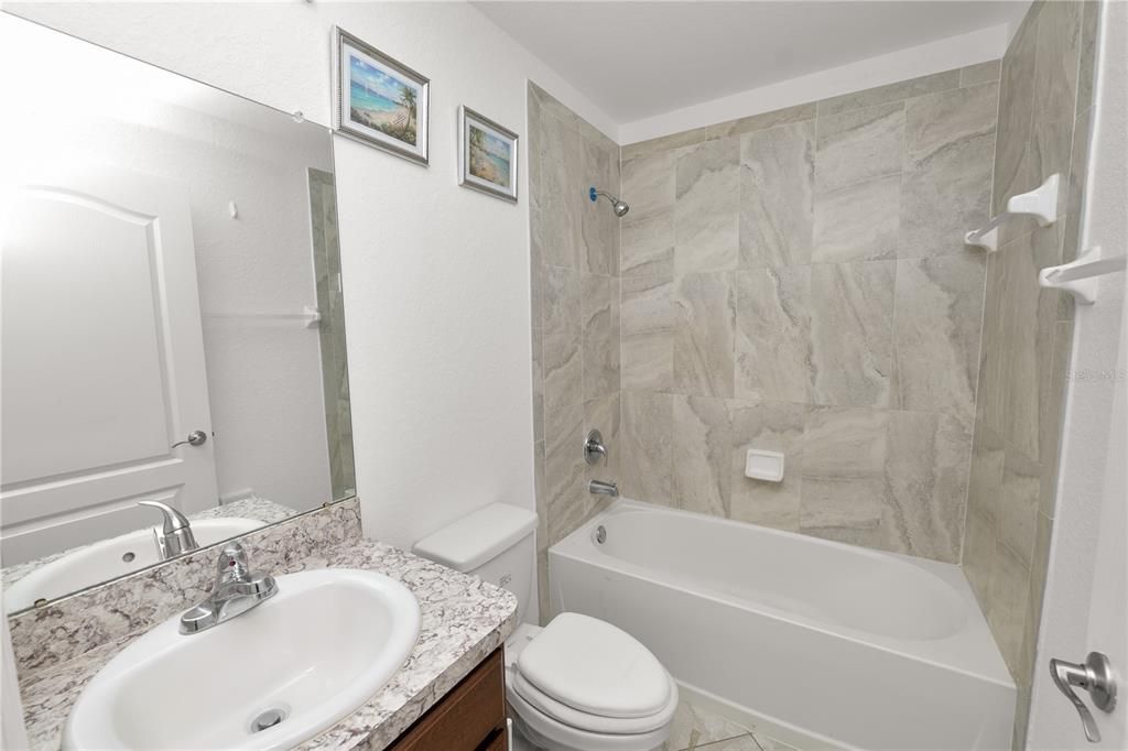 En Venta: $309,900 (3 camas, 2 baños, 1380 Pies cuadrados)