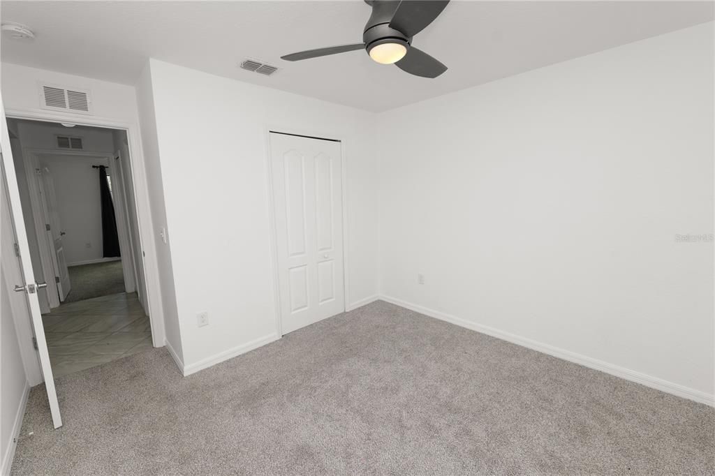 En Venta: $309,900 (3 camas, 2 baños, 1380 Pies cuadrados)